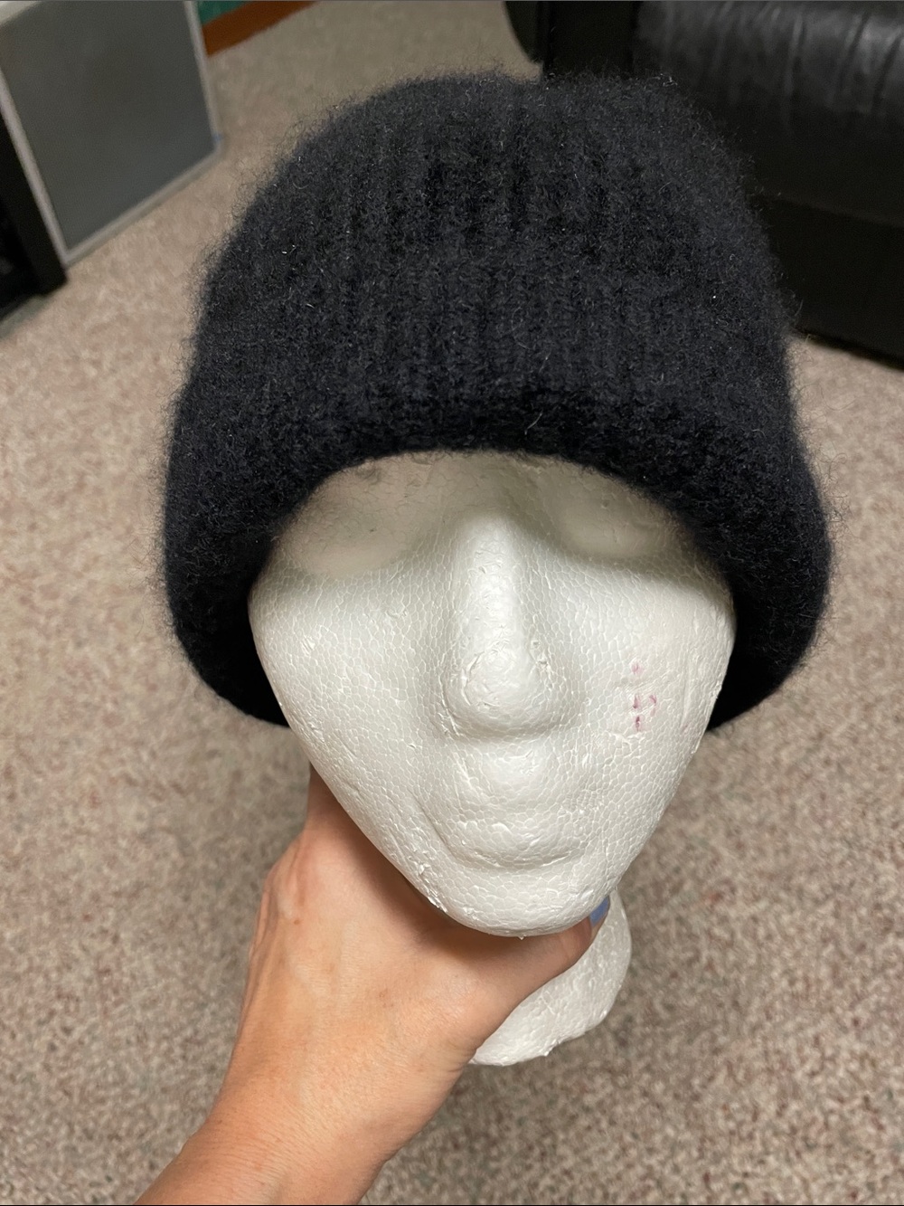 100% cashmere Black Knit fold overr togue Hat - unisex